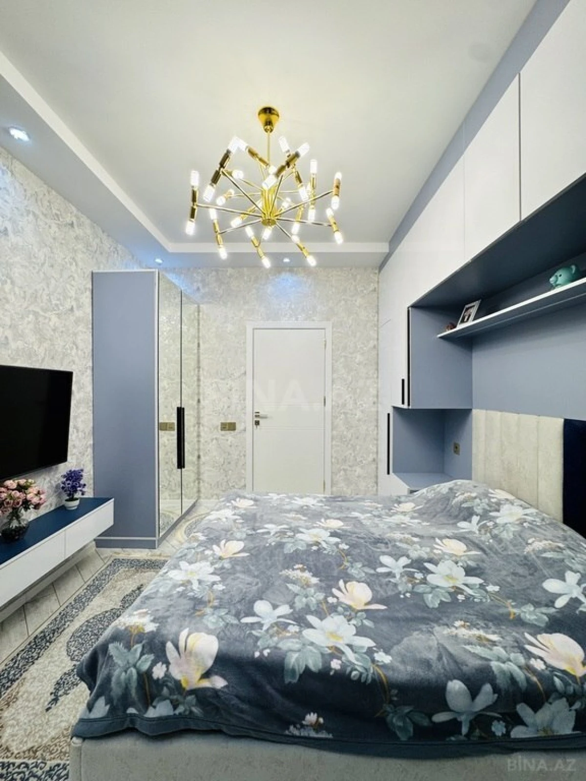 Satılır 2 otaqlı mənzil 65 m²