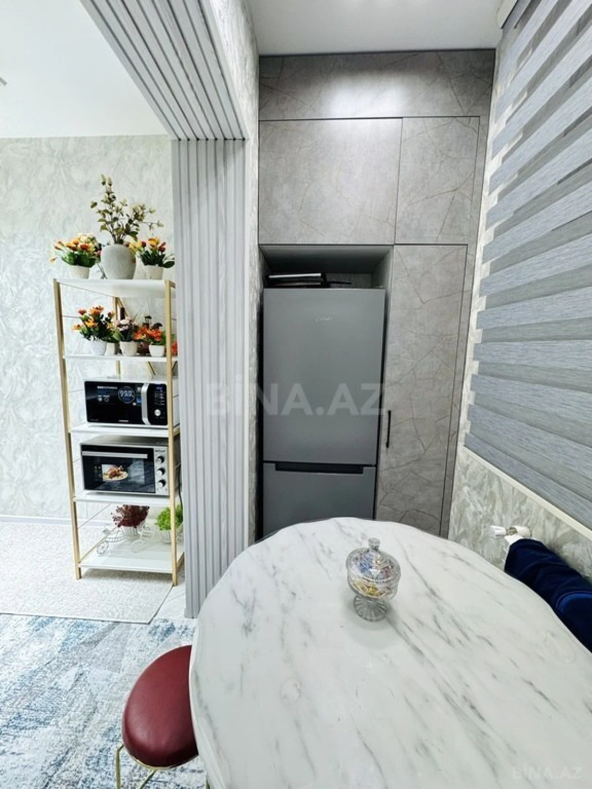 Satılır 2 otaqlı mənzil 65 m²