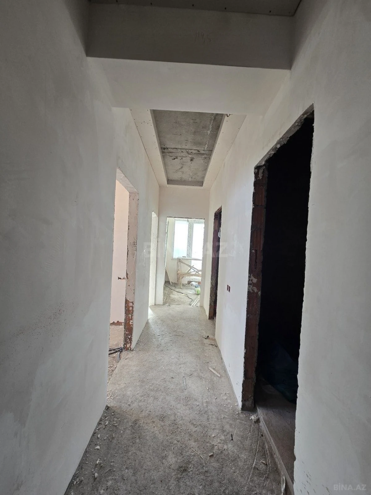 Satılır 3 otaqlı mənzil 96 m²