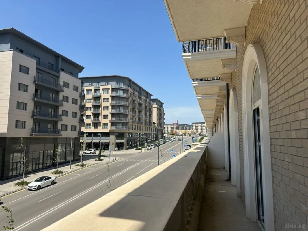 Satılır 3 otaqlı mənzil 106 m²