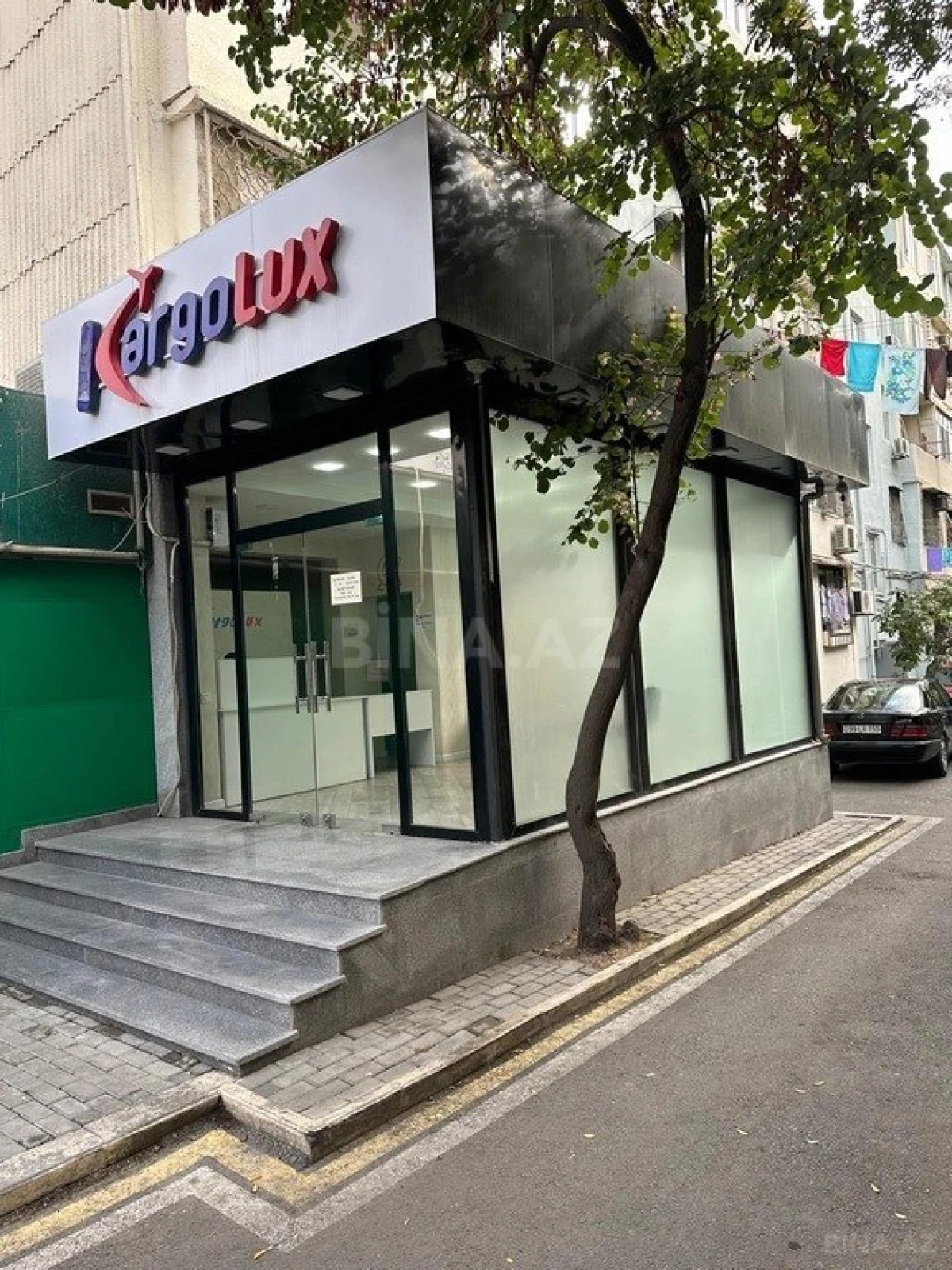 Satılır obyekt 75 m²