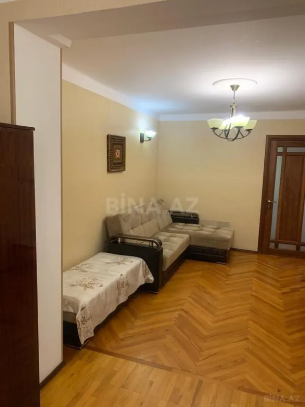 Kirayə verilir 3 otaqlı mənzil 80 m²