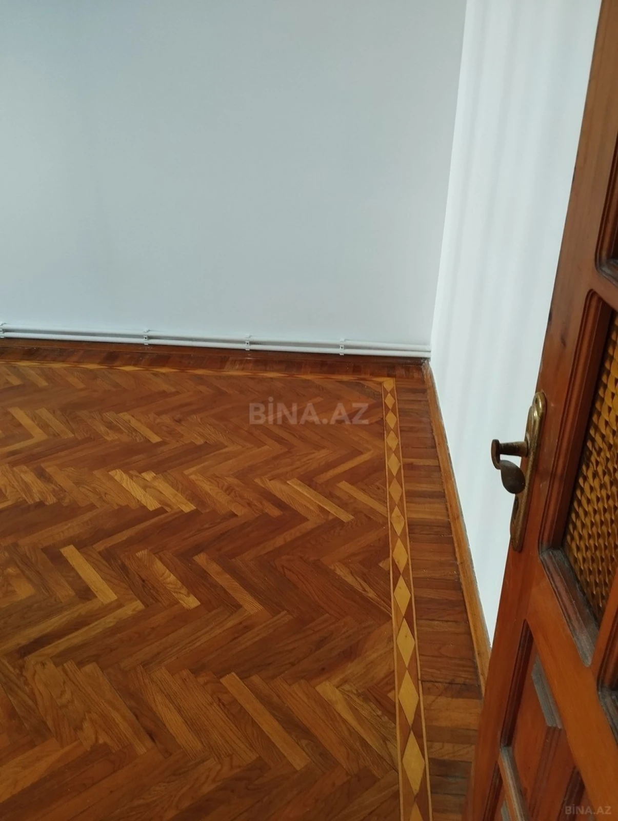 Satılır 3 otaqlı mənzil 75 m²