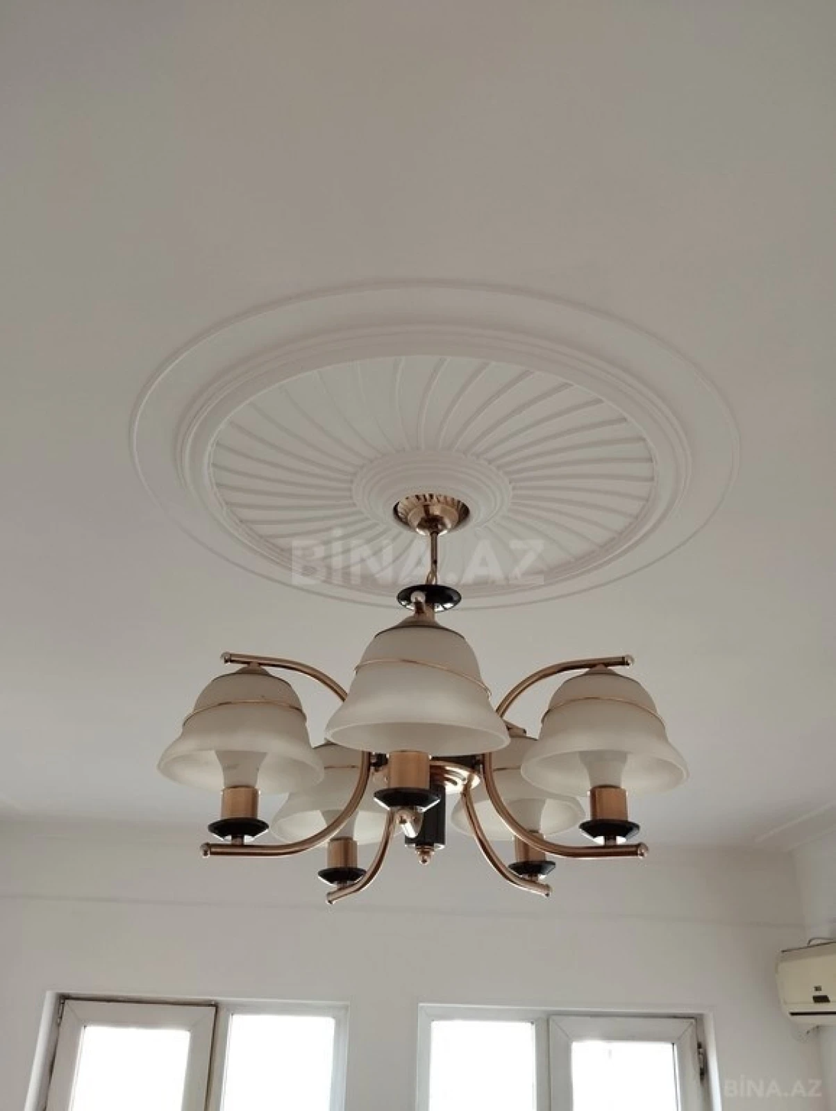 Satılır 3 otaqlı mənzil 75 m²