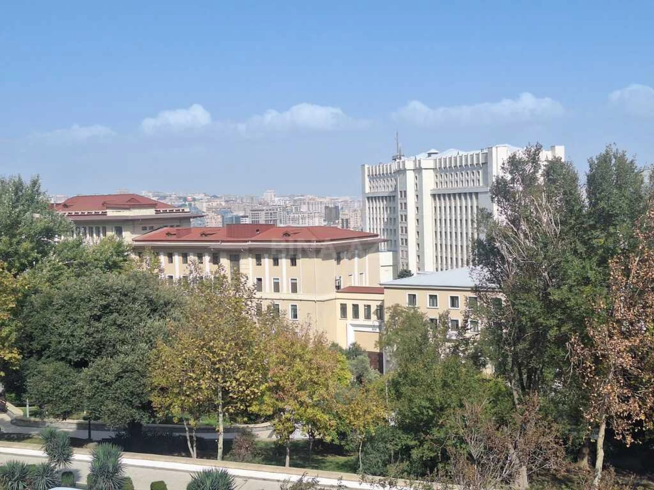 Satılır 2 otaqlı mənzil 50 m²