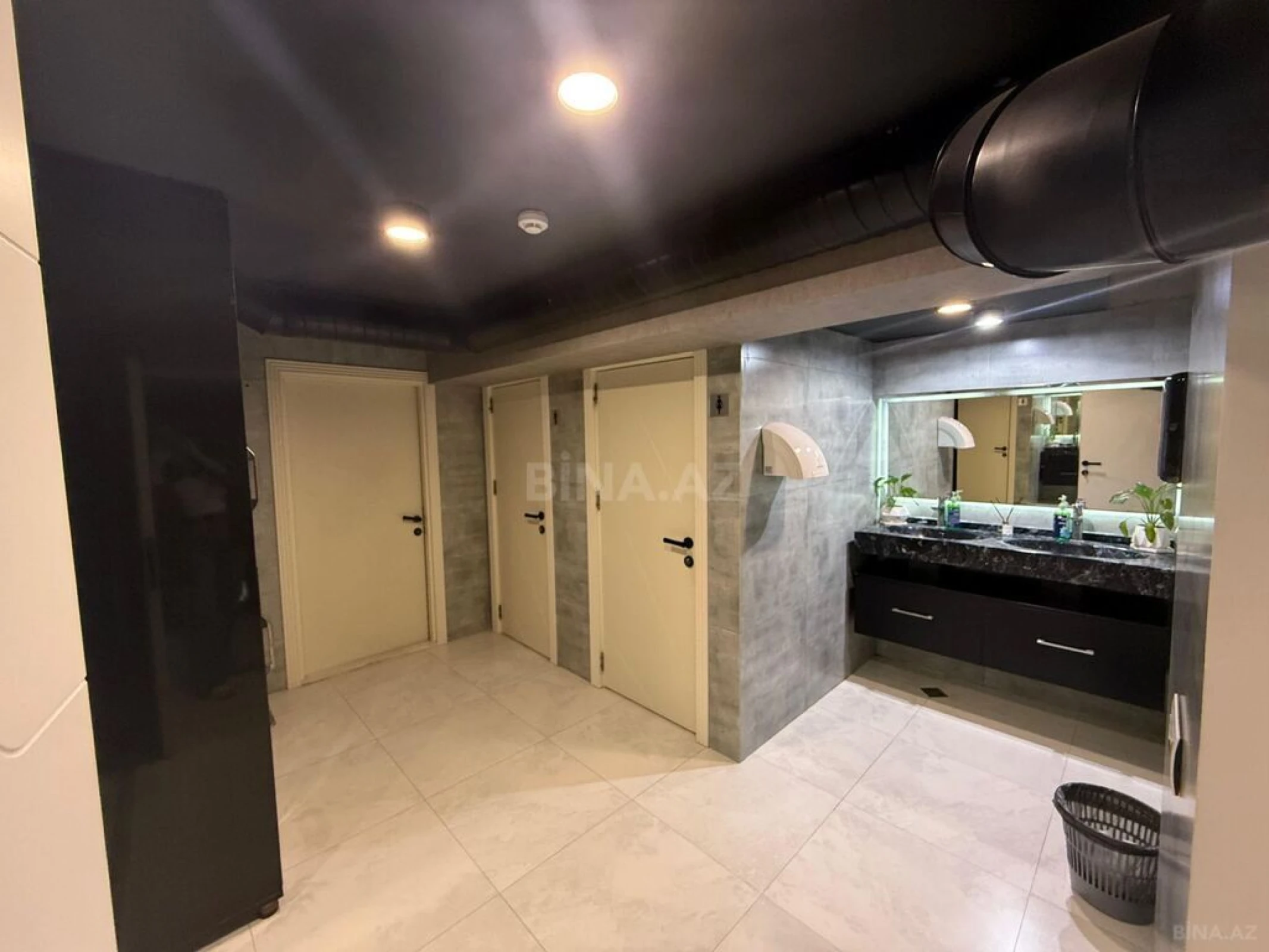 Satılır obyekt 115 m²