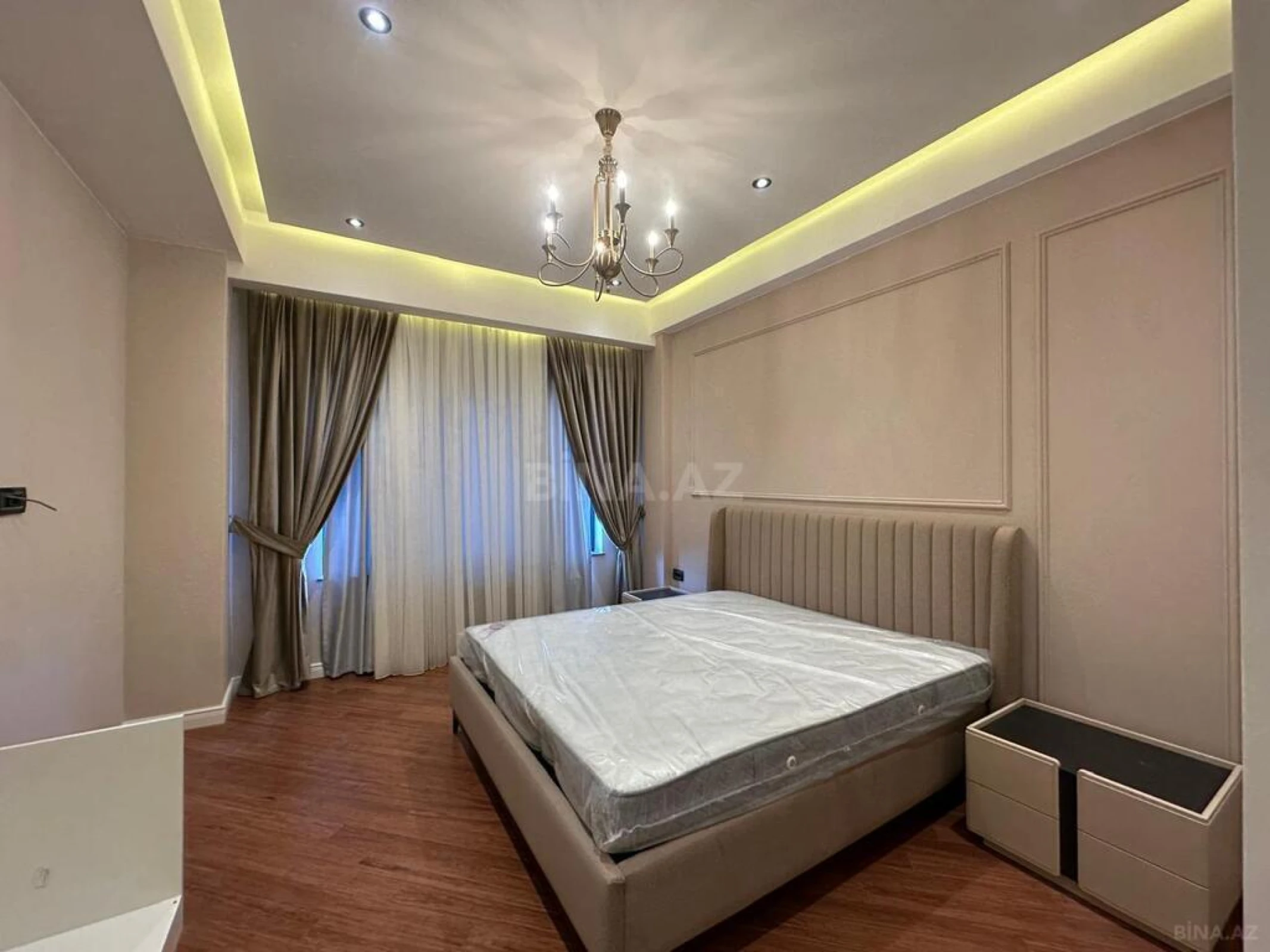 Kirayə verilir 3 otaqlı mənzil 130 m²