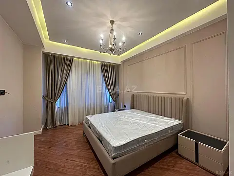 Kirayə verilir 3 otaqlı mənzil 130 m²
