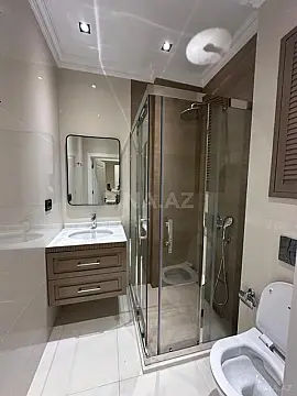 Kirayə verilir 3 otaqlı mənzil 130 m²