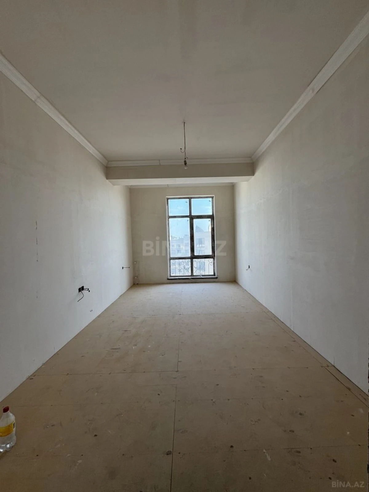 Satılır 4 otaqlı mənzil 165 m²