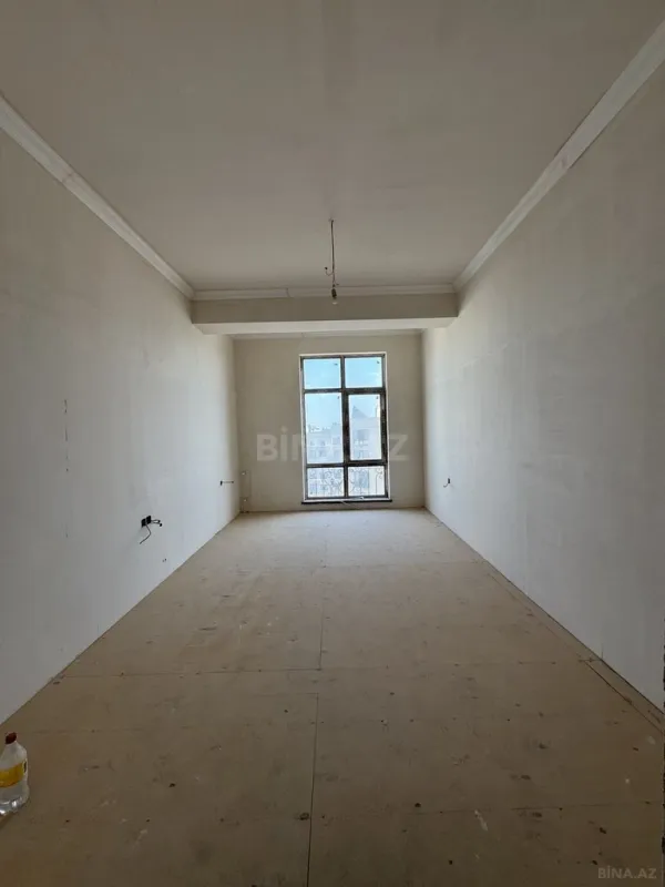 Satılır 4 otaqlı mənzil 165 m²