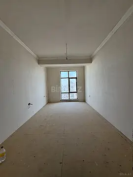 Satılır 4 otaqlı mənzil 165 m²