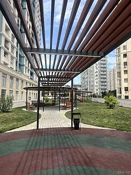 Satılır 4 otaqlı mənzil 165 m²