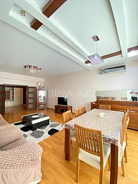 Kirayə verilir 4 otaqlı mənzil 220 m²