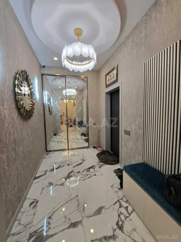 Kirayə verilir 6 otaqlı mənzil 271 m²