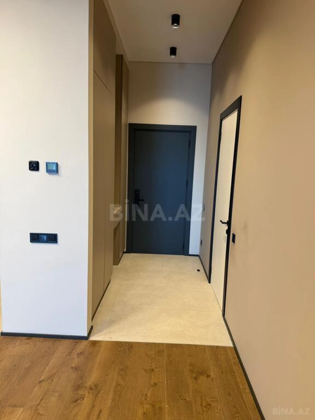Satılır 2 otaqlı mənzil 74 m²