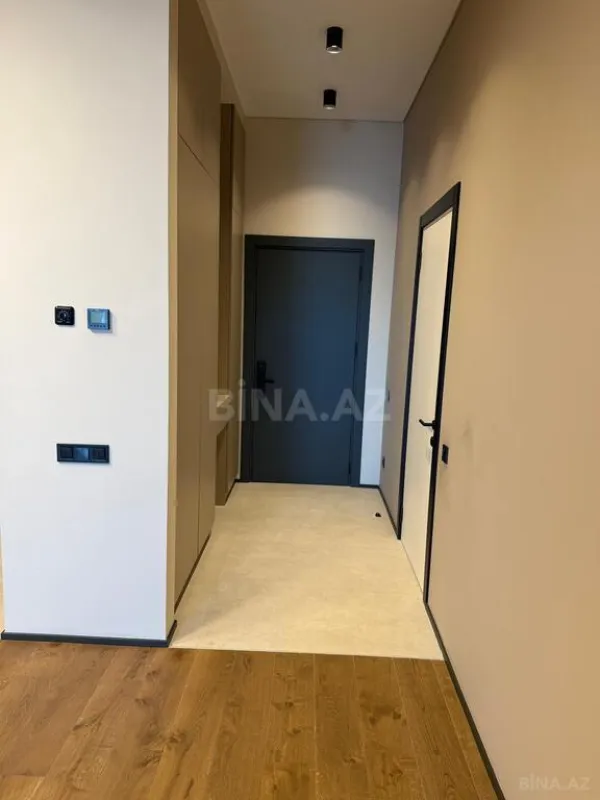 Satılır 2 otaqlı mənzil 74 m²