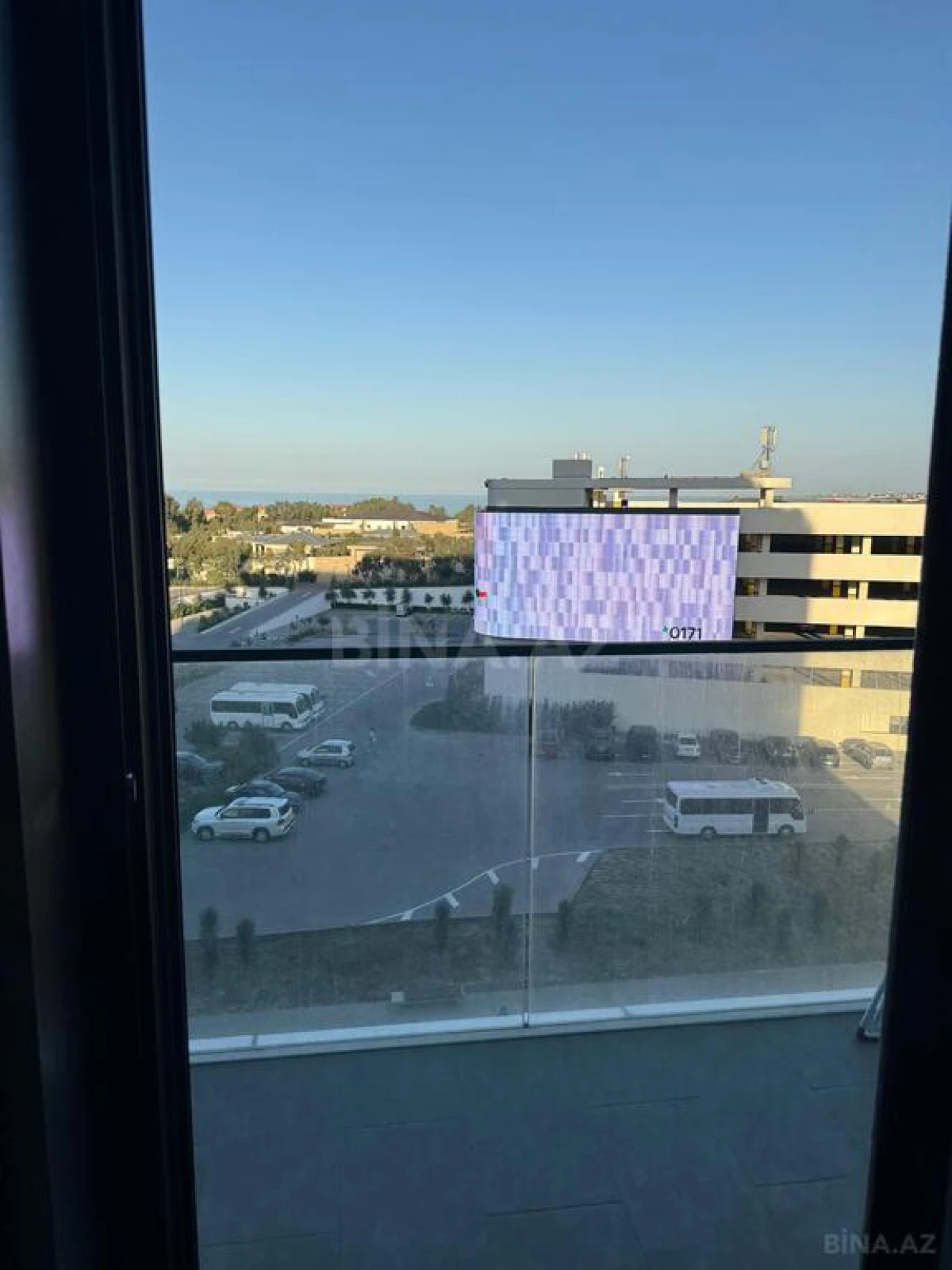 Satılır 2 otaqlı mənzil 74 m²