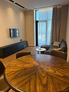 Satılır 2 otaqlı mənzil 74 m²