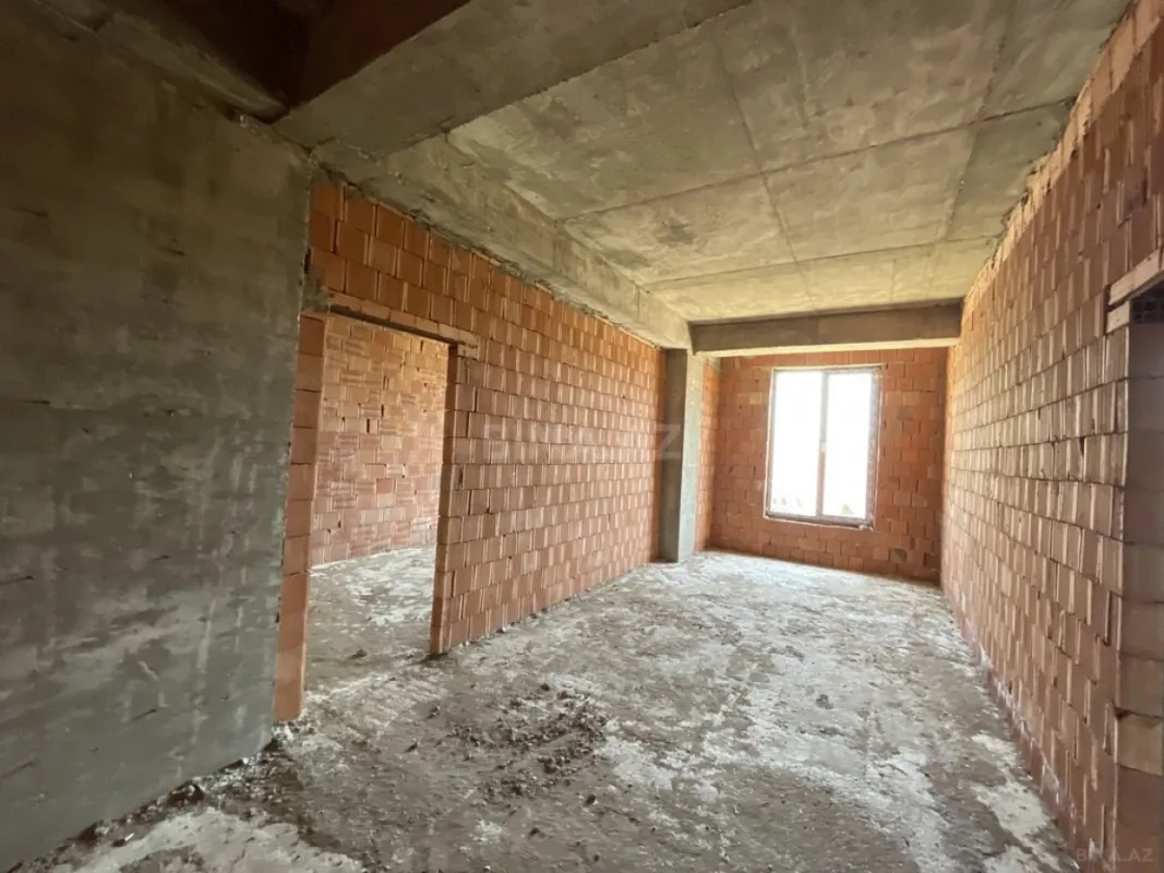 Satılır 2 otaqlı mənzil 42 m²