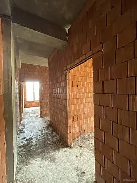 Satılır 2 otaqlı mənzil 42 m²