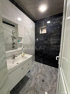 Satılır 4 otaqlı həyət evi 130 m²