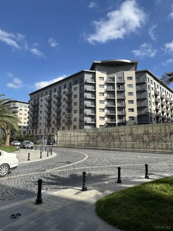 Satılır 2 otaqlı mənzil 98 m²