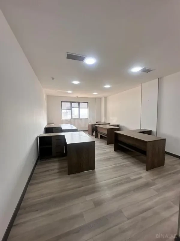 Kirayə verilir 5 otaqlı ofis 260 m²