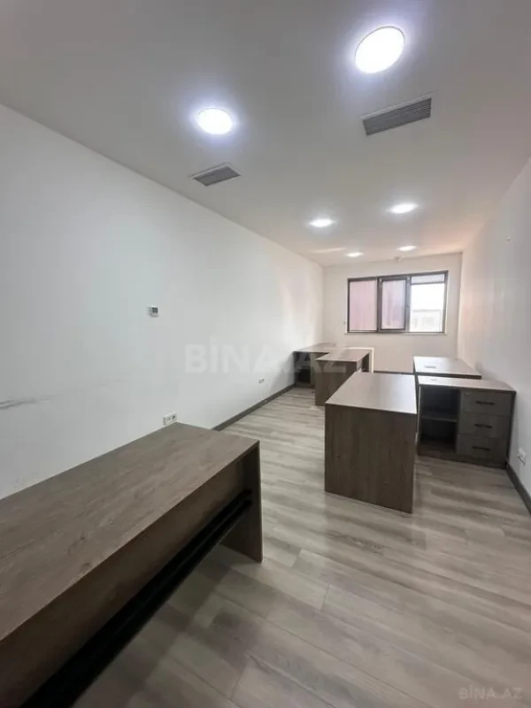 Kirayə verilir 5 otaqlı ofis 260 m²