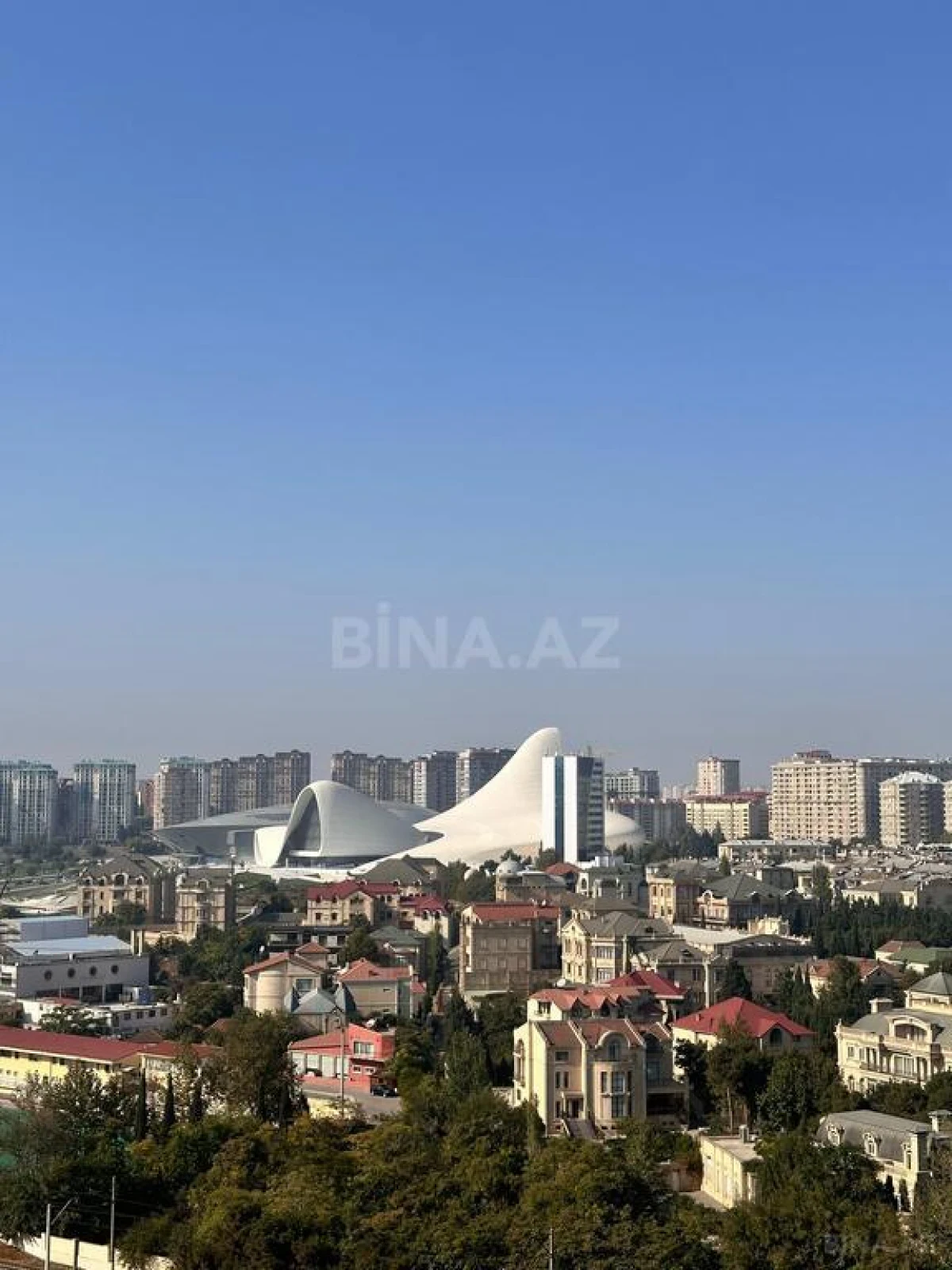 Kirayə verilir 5 otaqlı ofis 260 m²