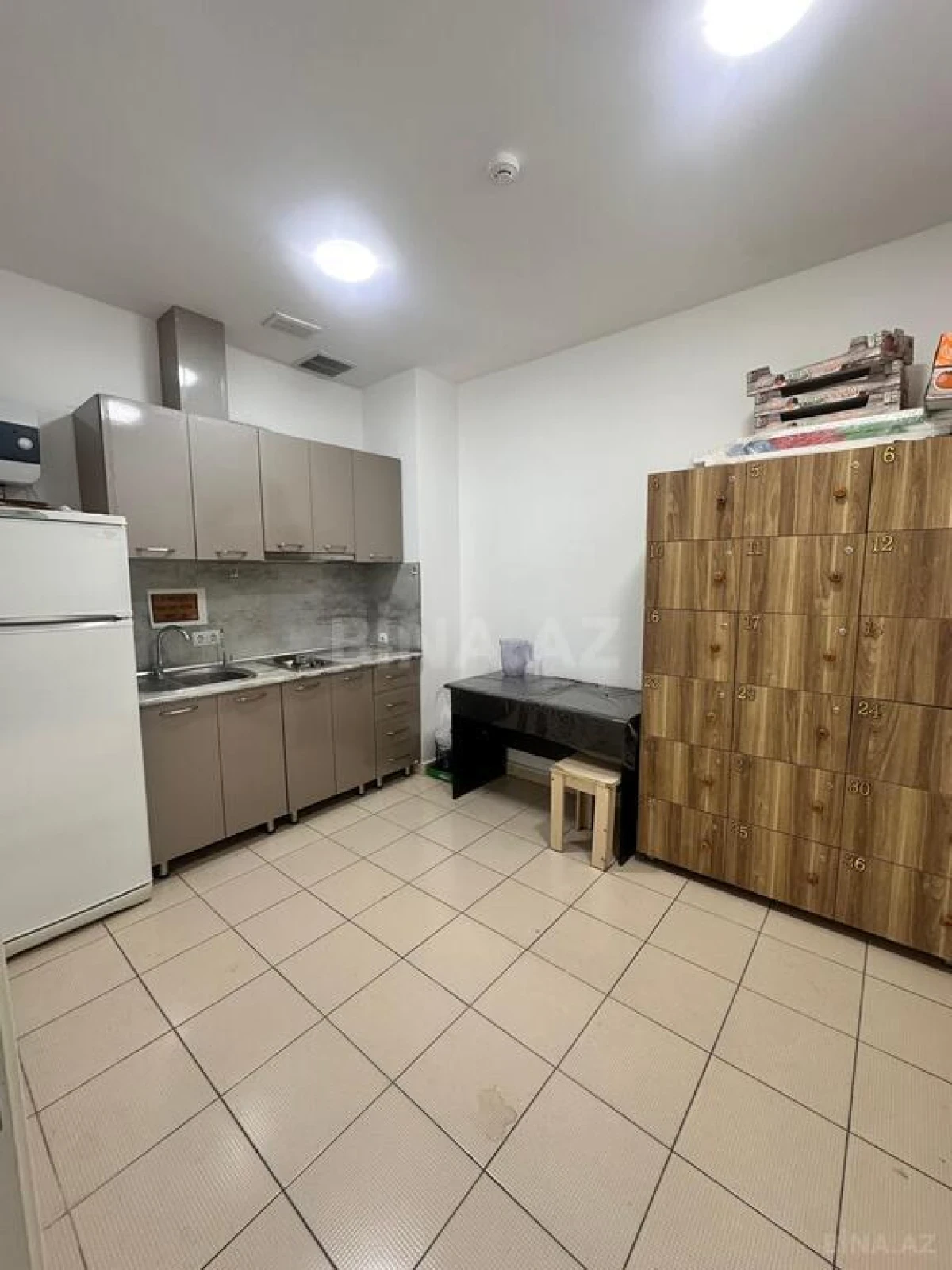Kirayə verilir 5 otaqlı ofis 260 m²
