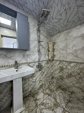 Satılır obyekt 130 m²