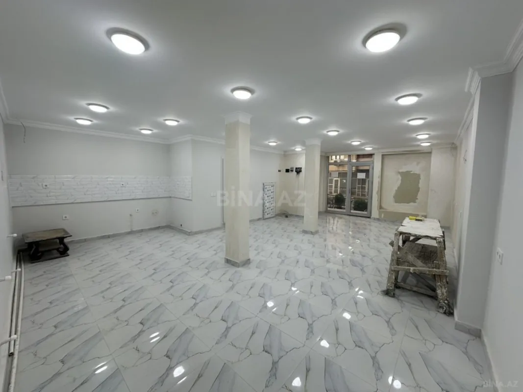 Satılır obyekt 130 m²