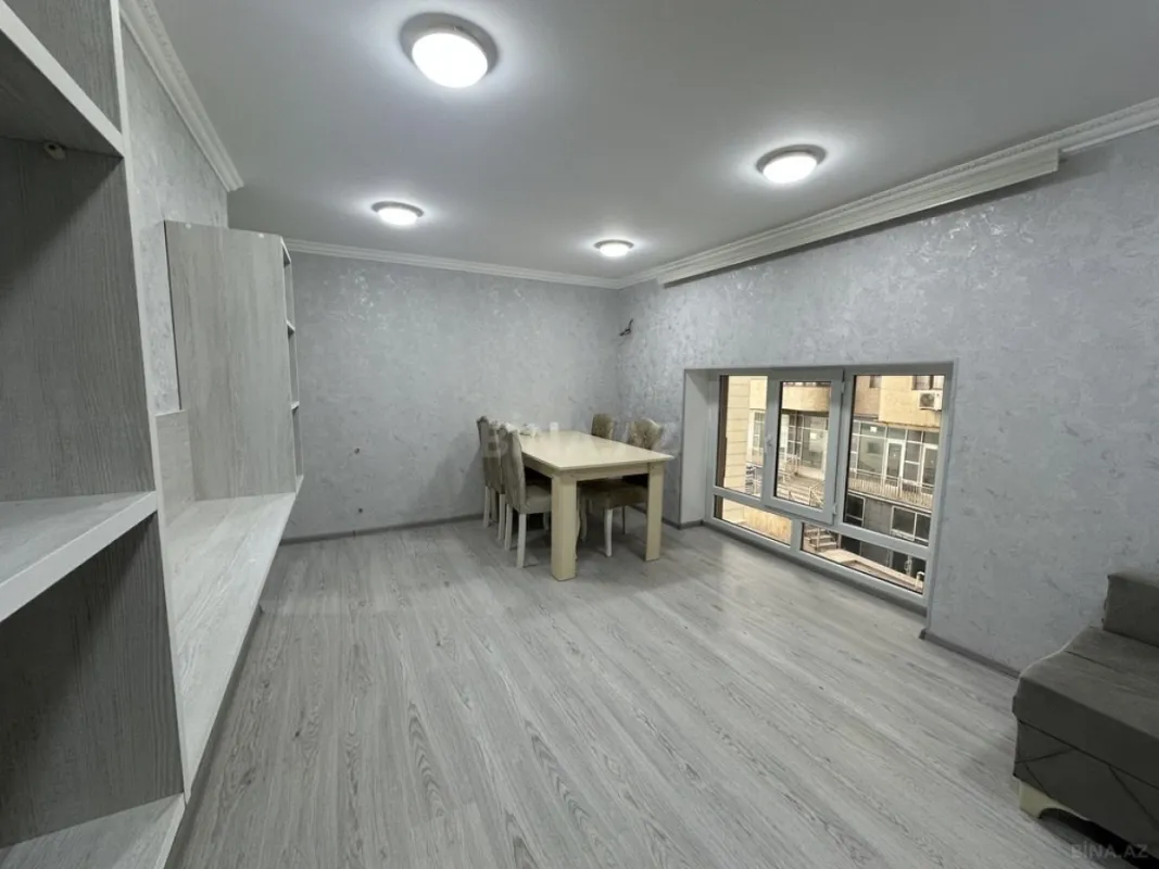Satılır obyekt 130 m²
