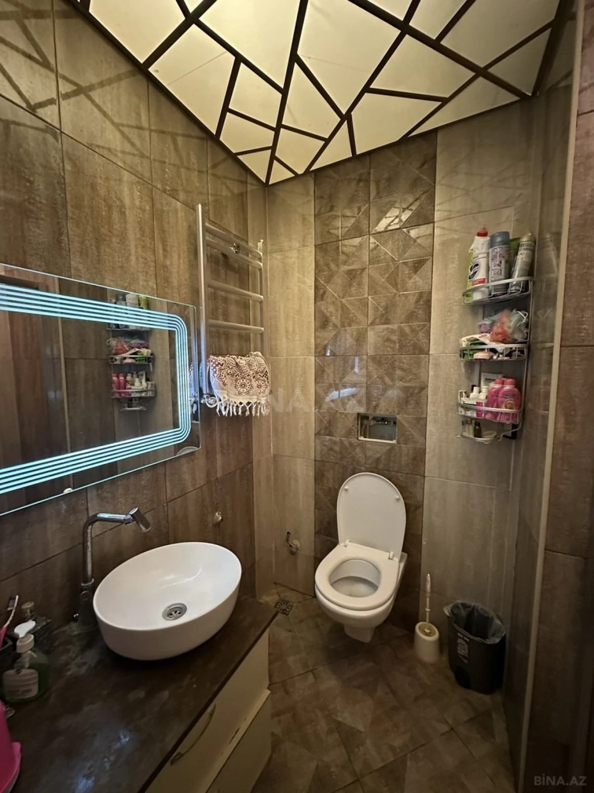 Satılır 4 otaqlı mənzil 148 m²