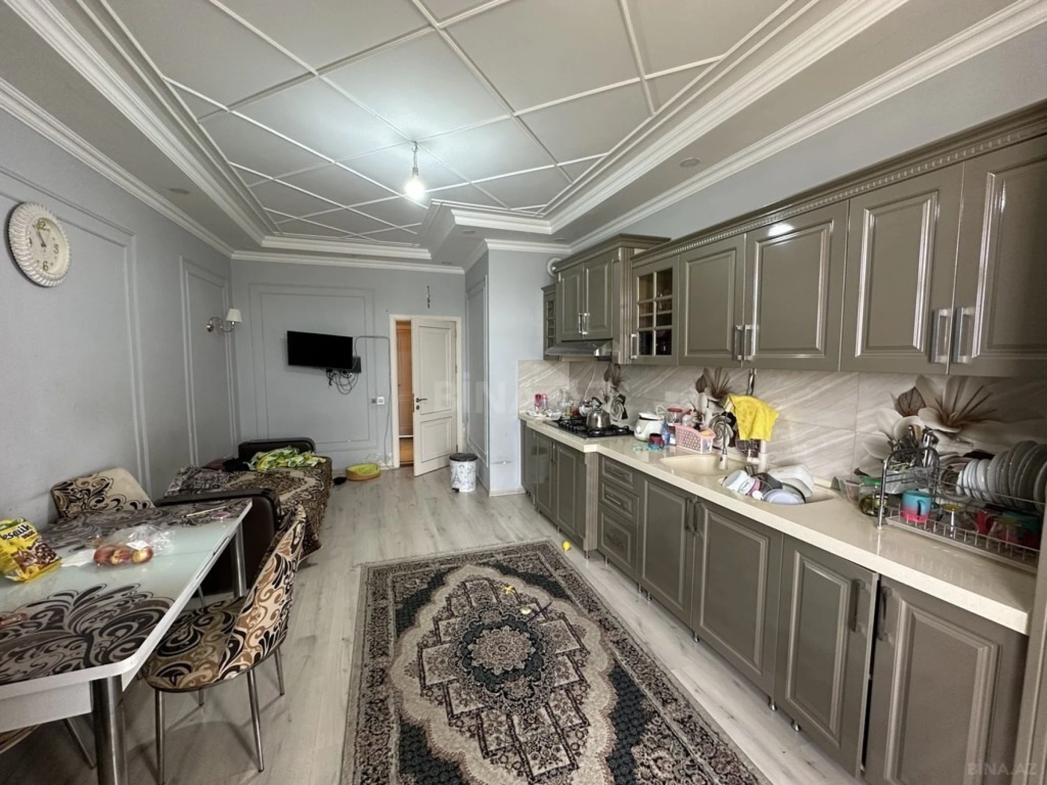Satılır 4 otaqlı mənzil 148 m²