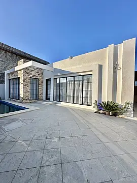 Satılır 4 otaqlı həyət evi 120 m²