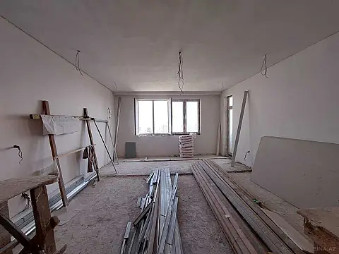 Satılır 3 otaqlı mənzil 154 m²