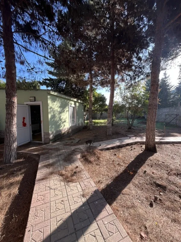 Satılır 7 otaqlı həyət evi 200 m²