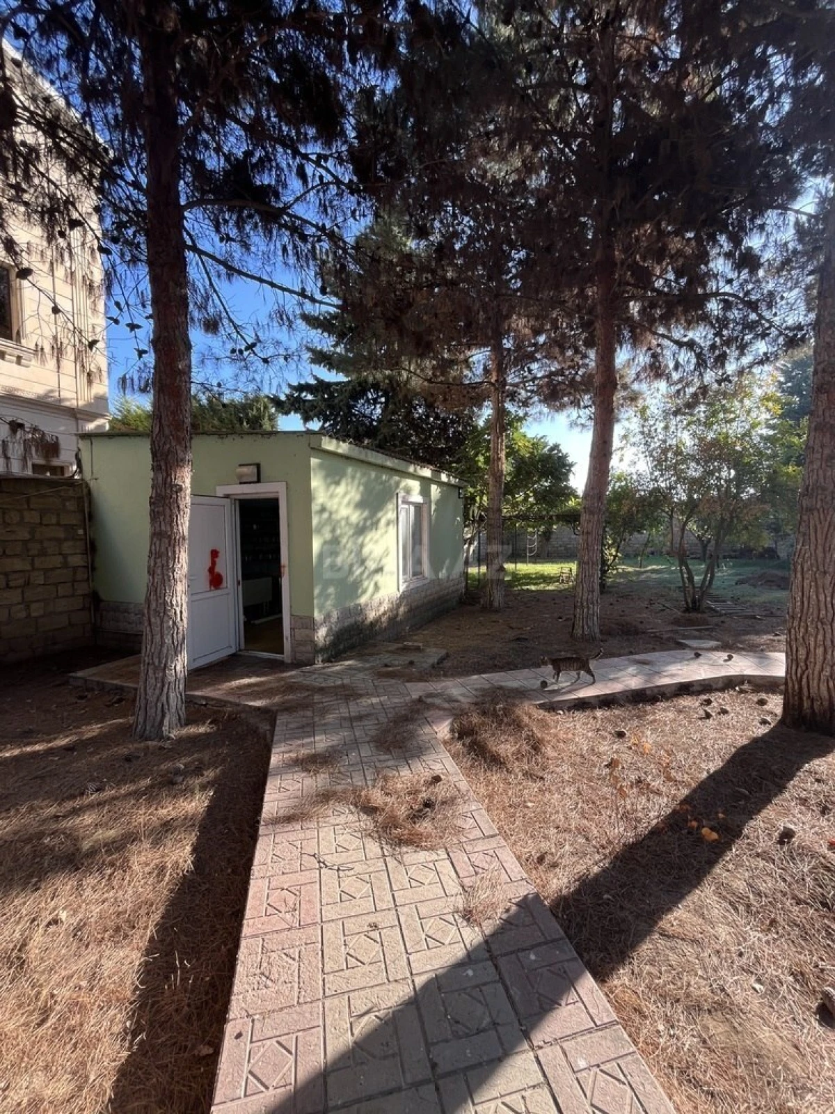 Satılır 7 otaqlı həyət evi 200 m²