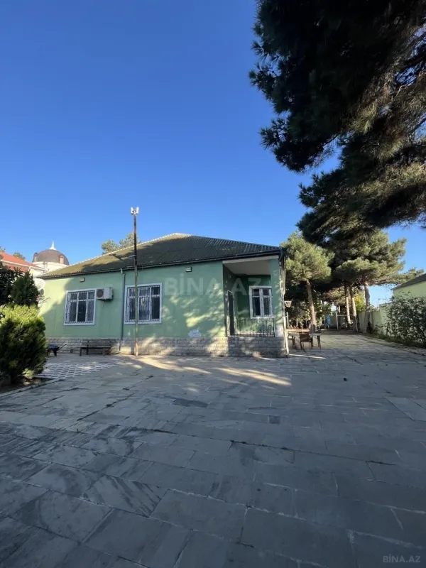 Satılır 7 otaqlı həyət evi 200 m²
