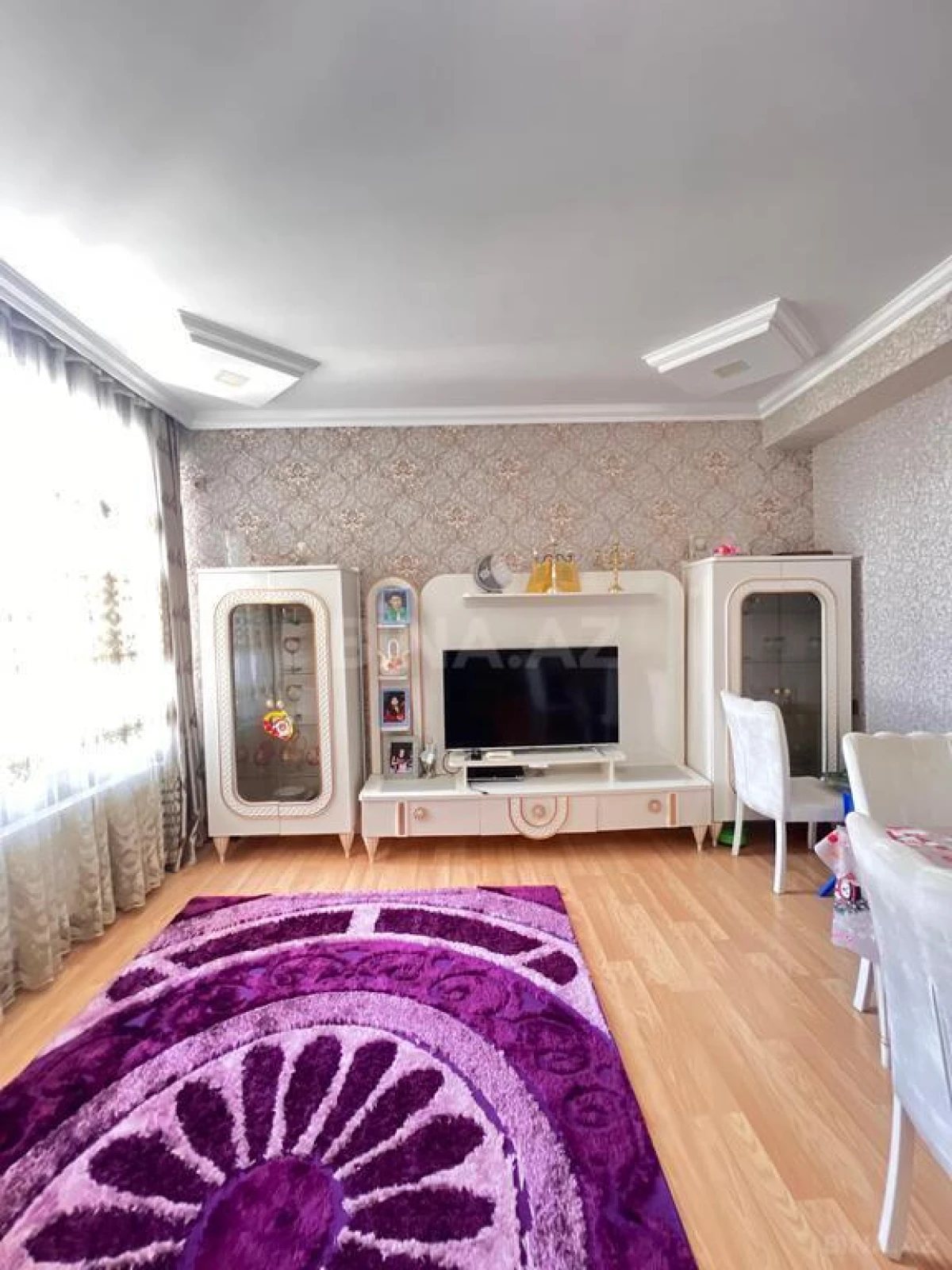 Satılır 3 otaqlı mənzil 110 m²