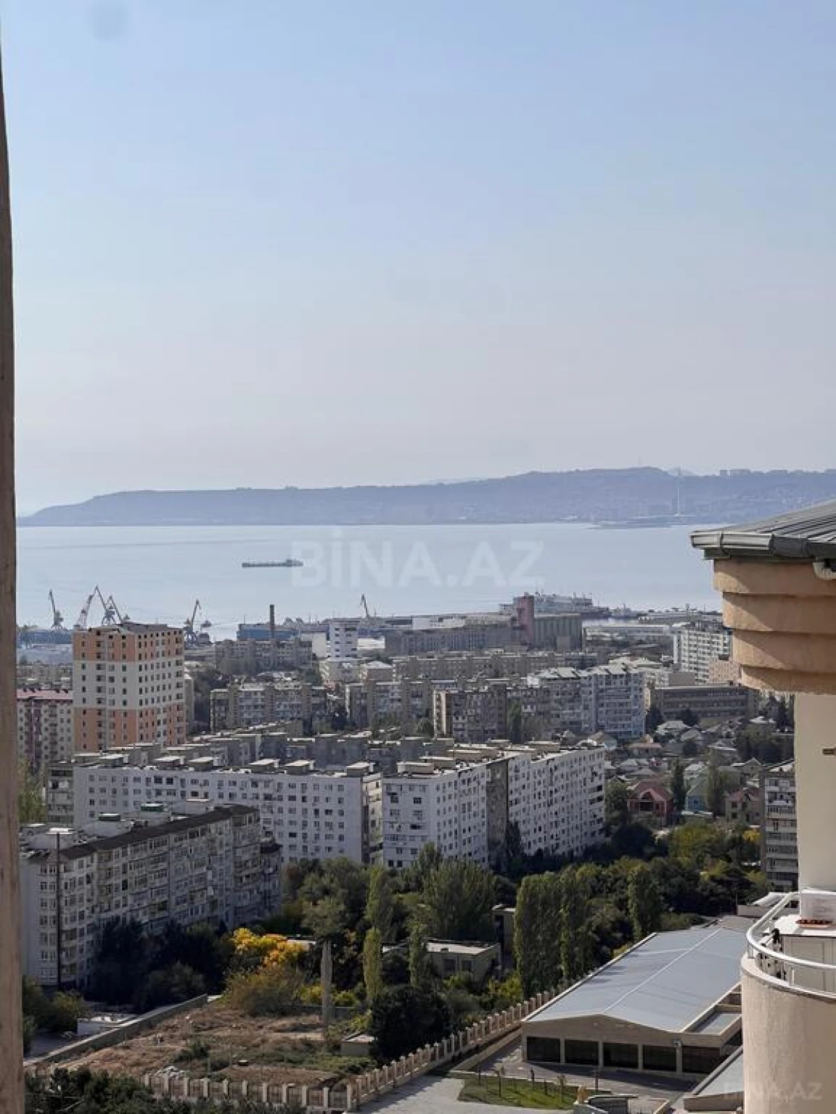 Satılır 3 otaqlı mənzil 110 m²