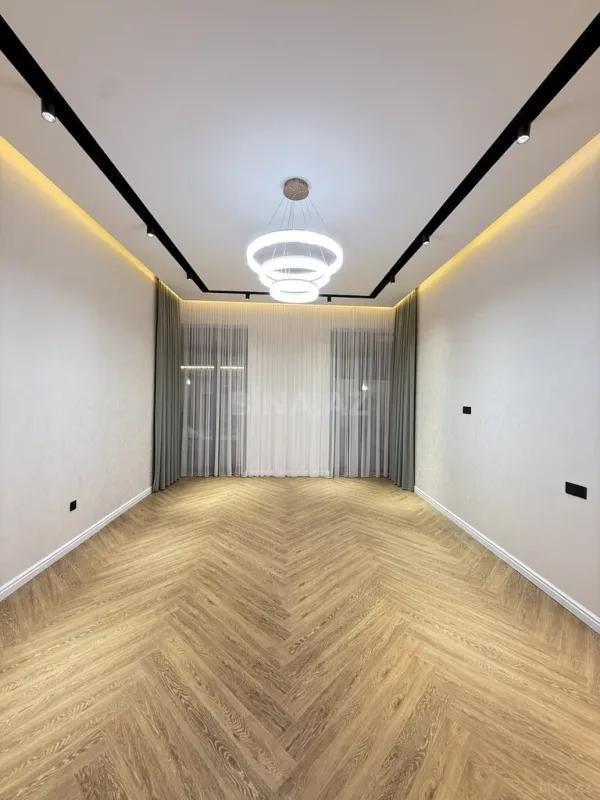 Satılır 4 otaqlı həyət evi 180 m²