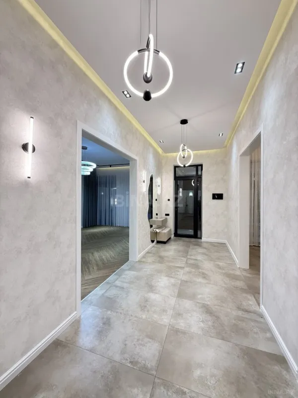 Satılır 4 otaqlı həyət evi 180 m²