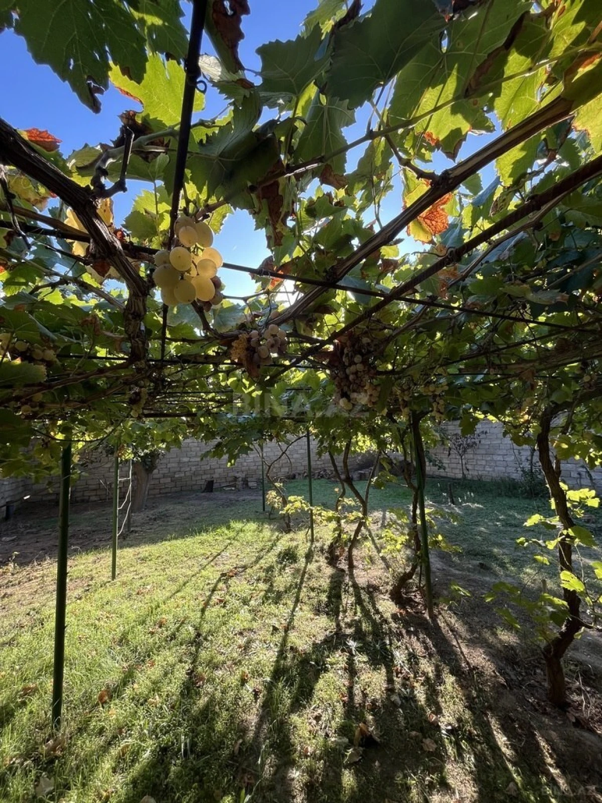 Satılır torpaq sahəsi 15 m²