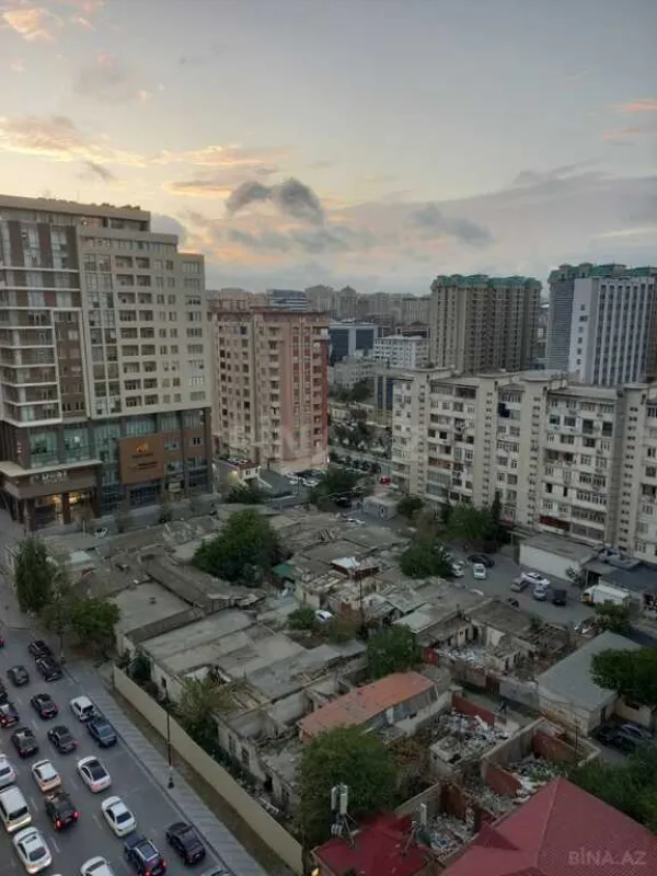 Satılır 2 otaqlı mənzil 86.6 m²