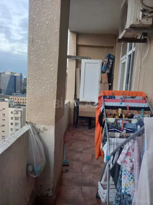 Satılır 2 otaqlı mənzil 86.6 m²