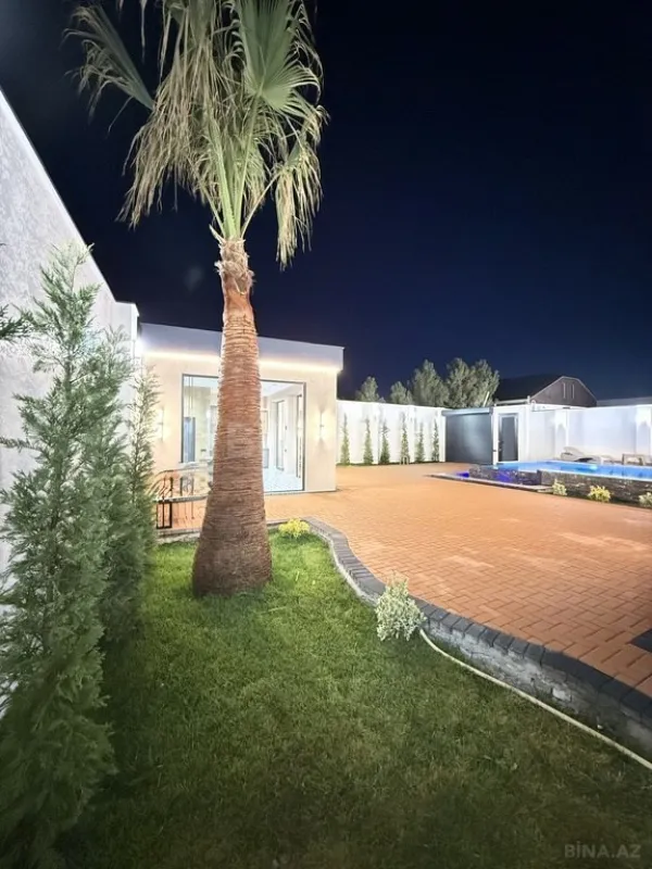 Satılır 4 otaqlı həyət evi 180 m²