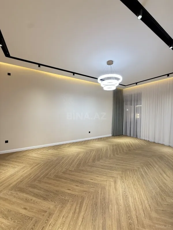 Satılır 4 otaqlı həyət evi 180 m²